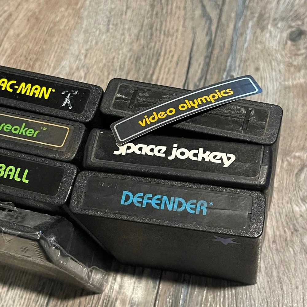 Atari 2600 Vintage Game Lot 18 Cartridges PacMan Space Invaders Spider-Man Qbert